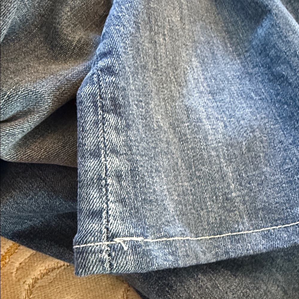Vigoss Embellished Blue Jeans - Picture 6 of 9